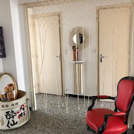 Apartment Rue Rabelais -